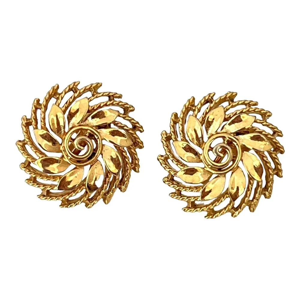 Vintage 1960s Lisner Screw Back Earrings Gold Tone Floral - 1E